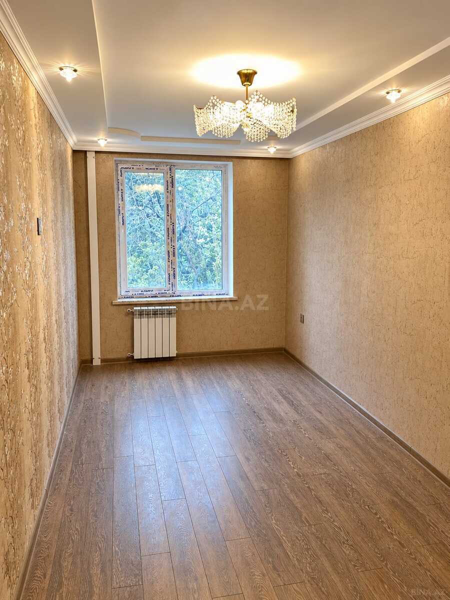 3 otaqlı Köhnə tikili, Qara Qarayev m., Bakı