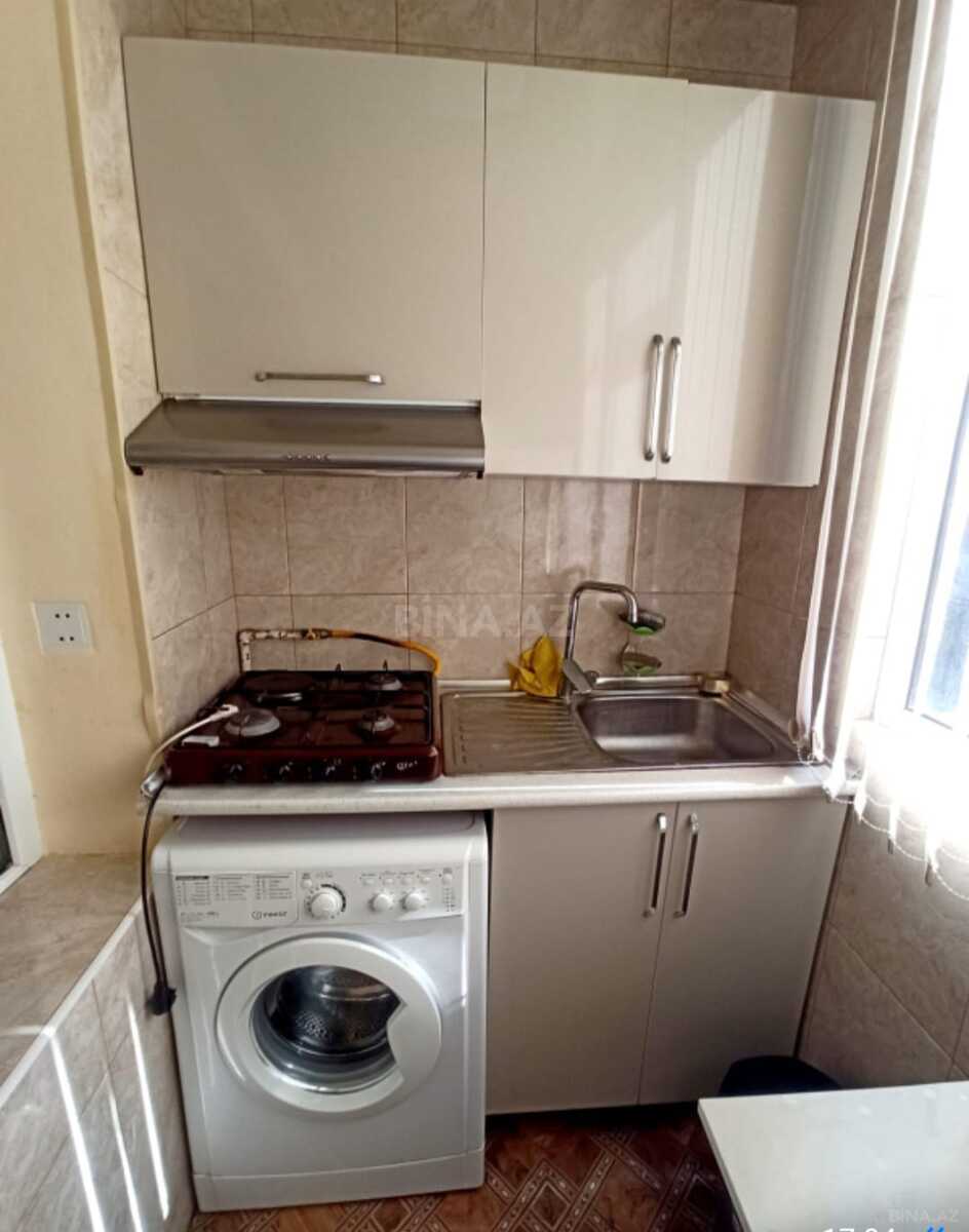 2 otaqlı Köhnə tikili, İnşaatçılar m., Bakı