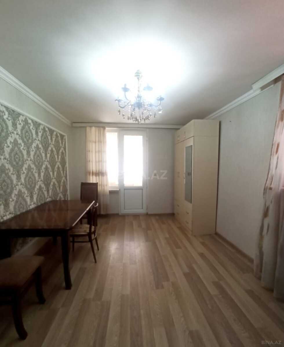 2 otaqlı Köhnə tikili, İnşaatçılar m., Bakı