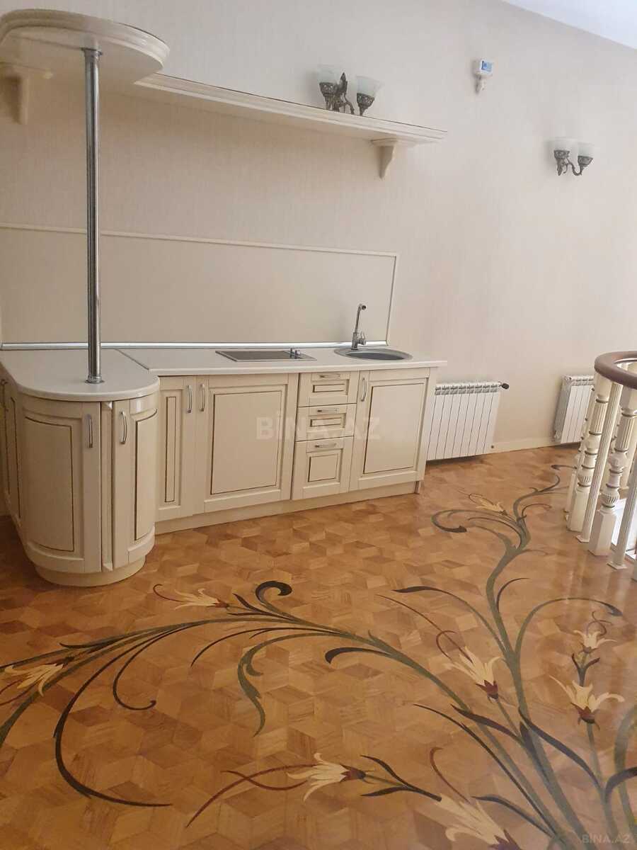 8 otaqlı Həyət evi/Bağ evi, Şıxov q., Bakı