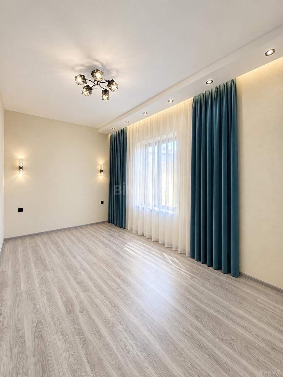 4 otaqlı Həyət evi/Bağ evi, Şüvəlan q., Bakı