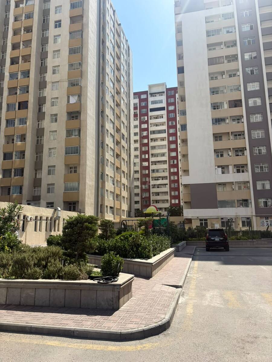 3 otaqlı Yeni tikili, Qara Qarayev m., Bakı