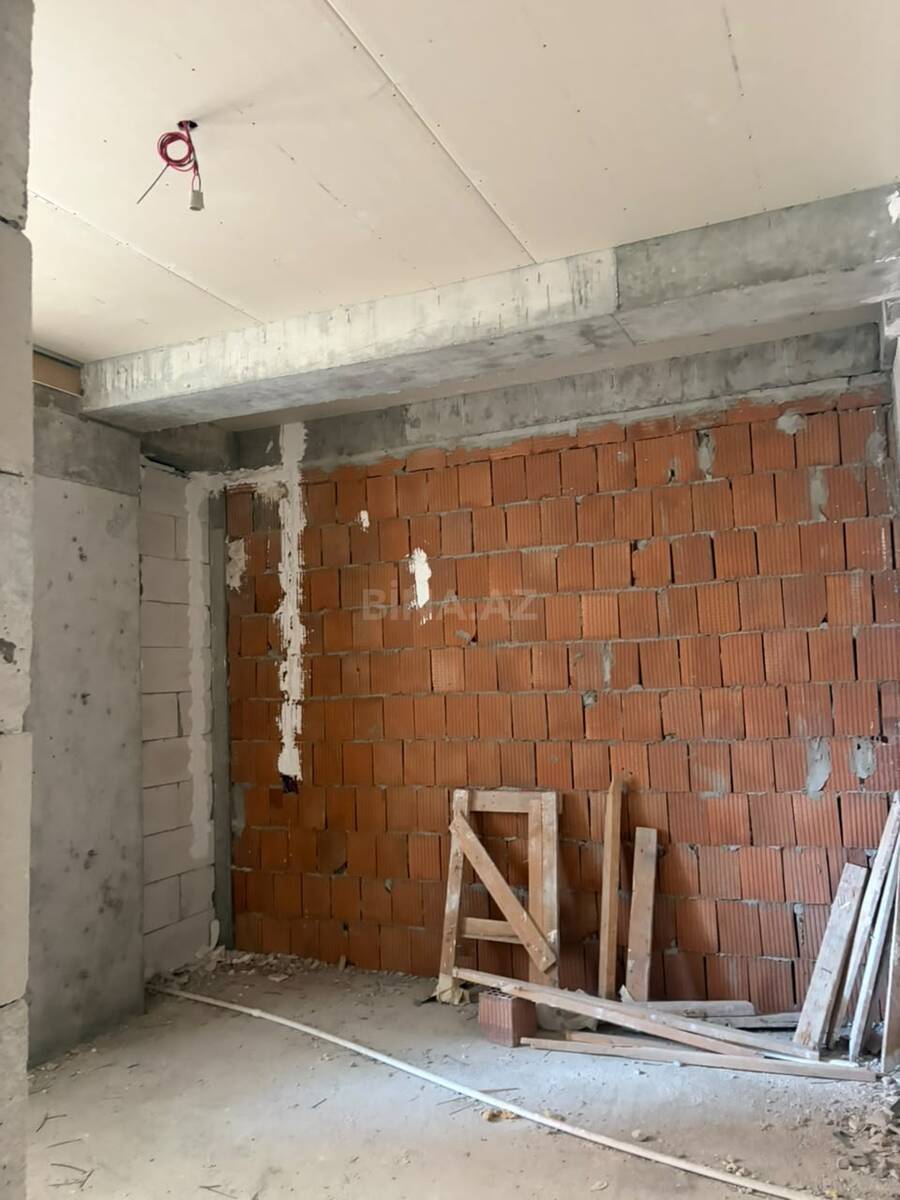 3 otaqlı Yeni tikili, Qara Qarayev m., Bakı