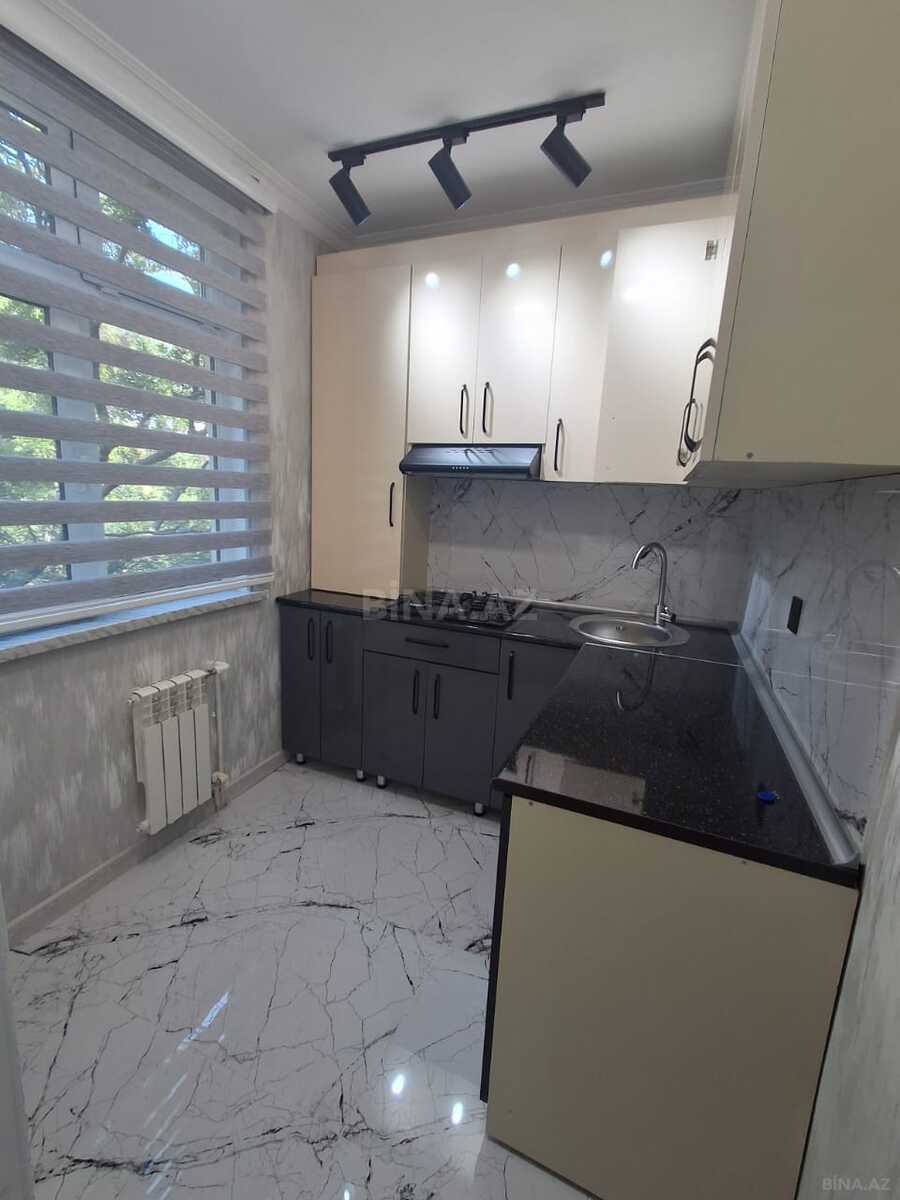 2 otaqlı Köhnə tikili, Memar Əcəmi m., Bakı