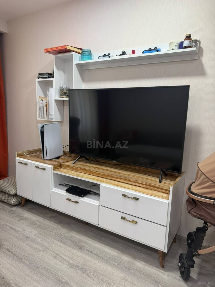 3 otaqlı Köhnə tikili, Qara Qarayev m., Bakı