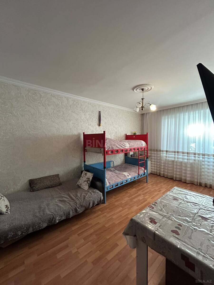 2 otaqlı Köhnə tikili, Memar Əcəmi m., Bakı