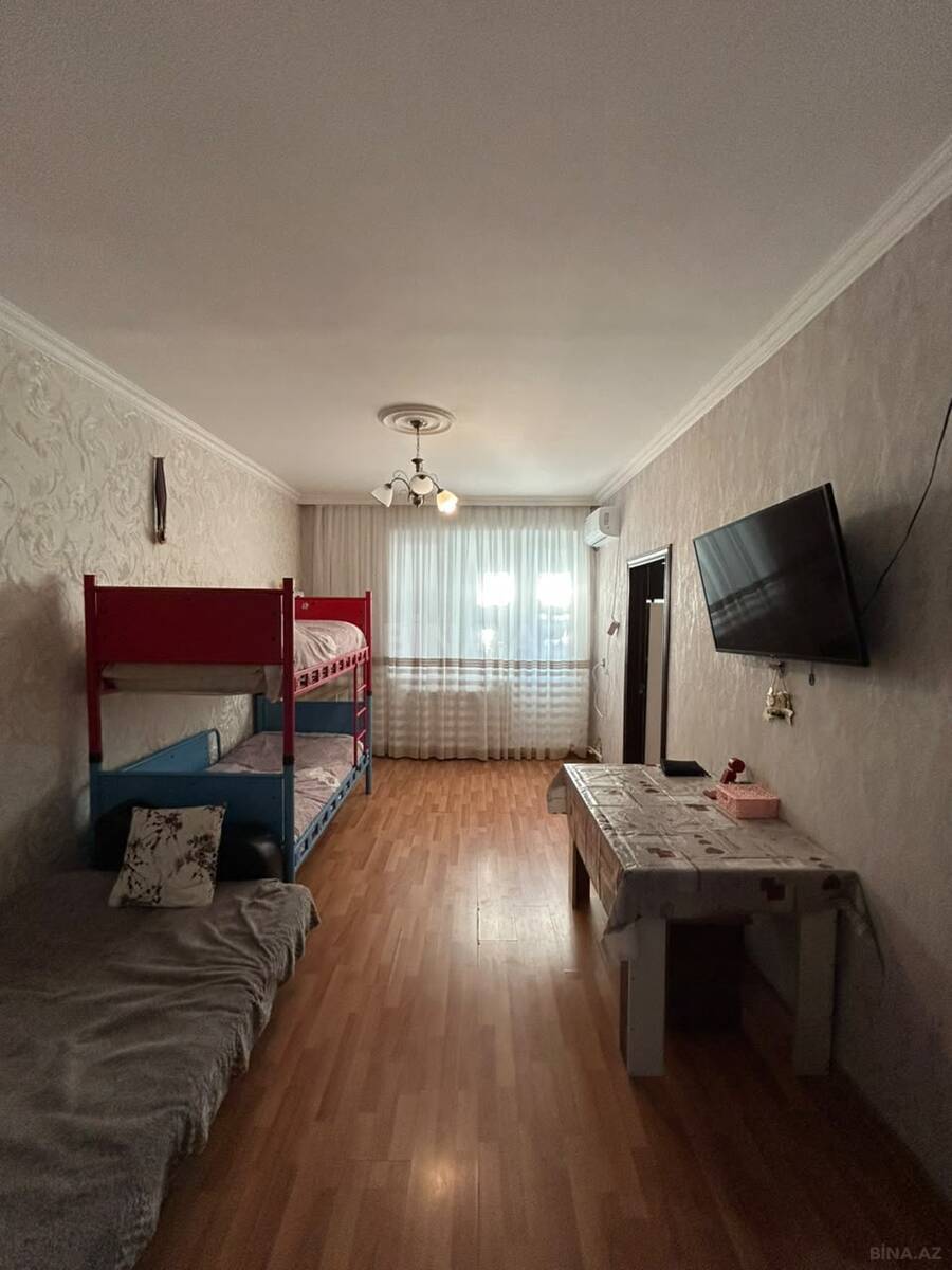 2 otaqlı Köhnə tikili, Memar Əcəmi m., Bakı
