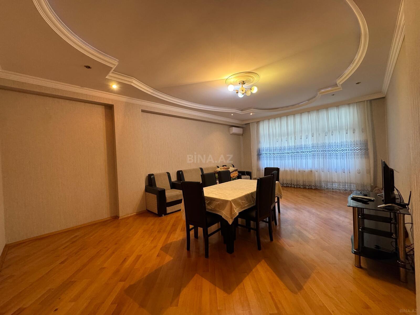 3 otaqlı Yeni tikili, Şah İsmayıl Xətai m., Bakı