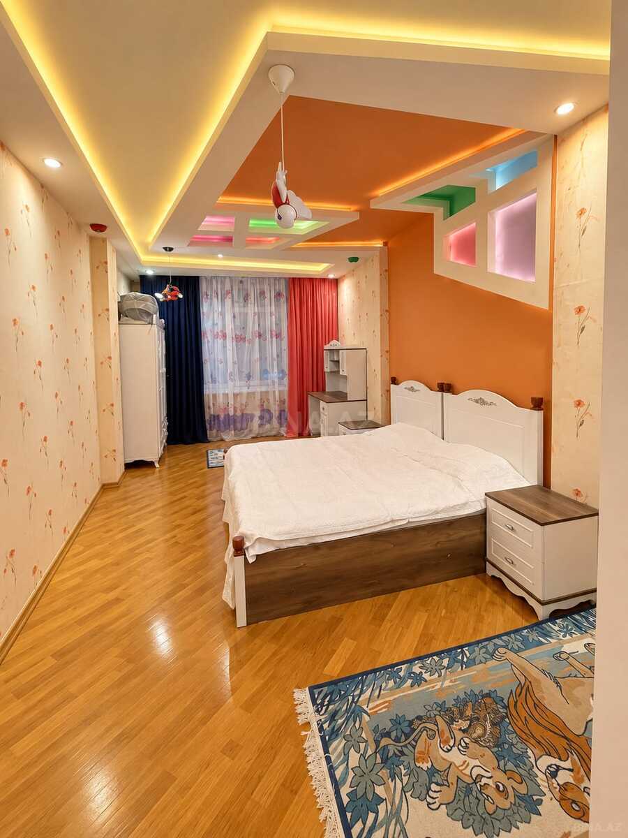 3 otaqlı Yeni tikili, İnşaatçılar m., Bakı