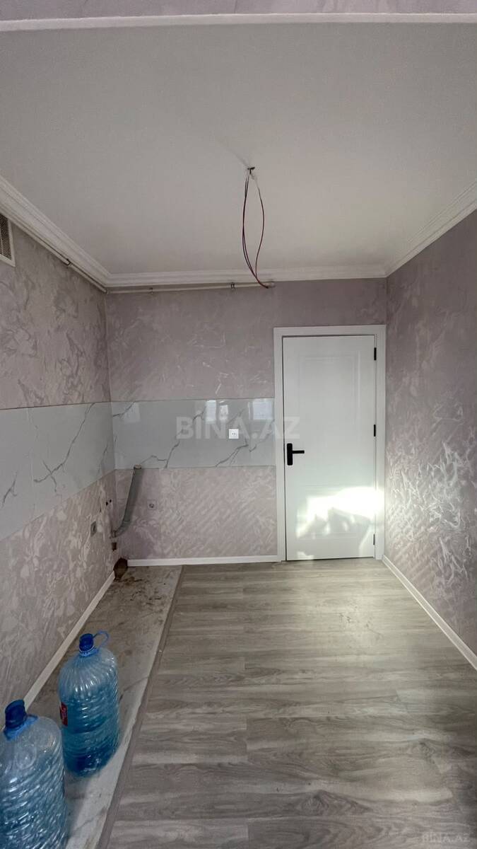 2 otaqlı Köhnə tikili, İnşaatçılar m., Bakı