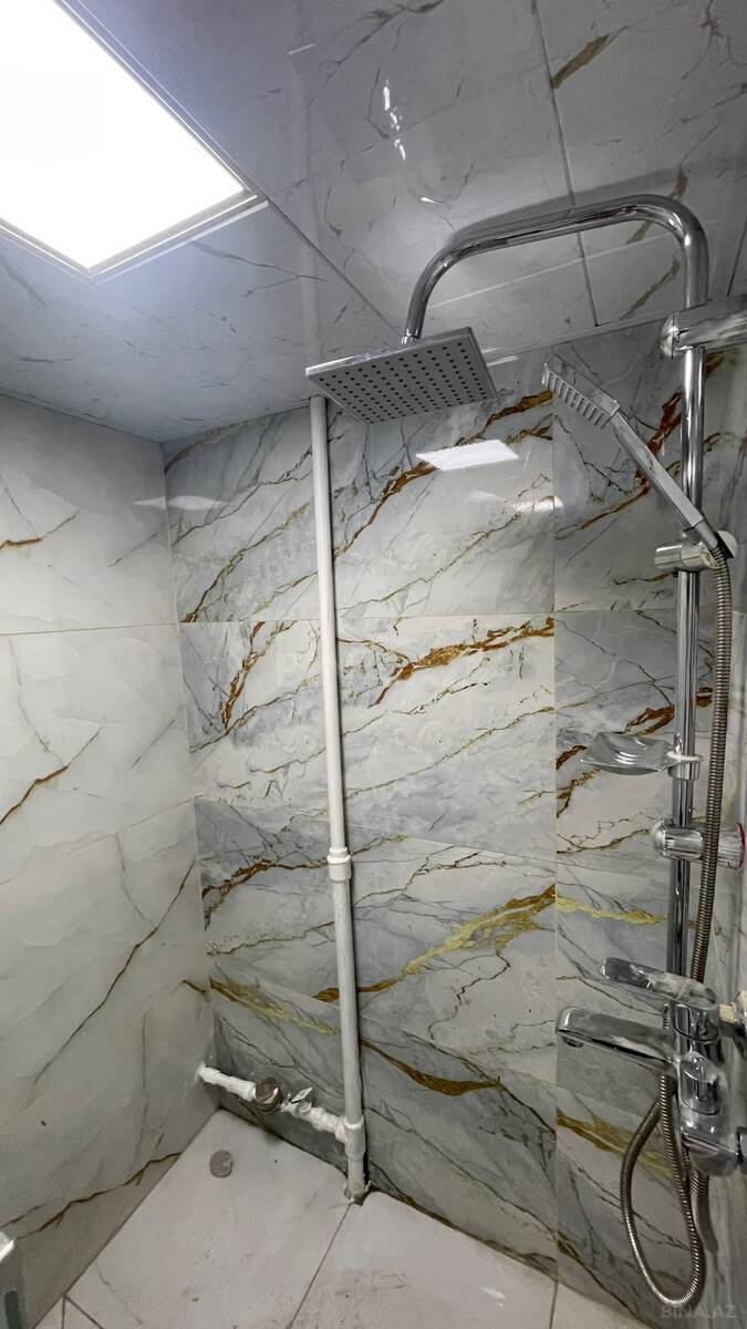 2 otaqlı Köhnə tikili, İnşaatçılar m., Bakı