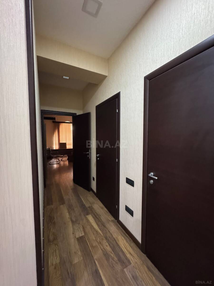 4 otaqlı Ofis, 8 Noyabr m., Bakı