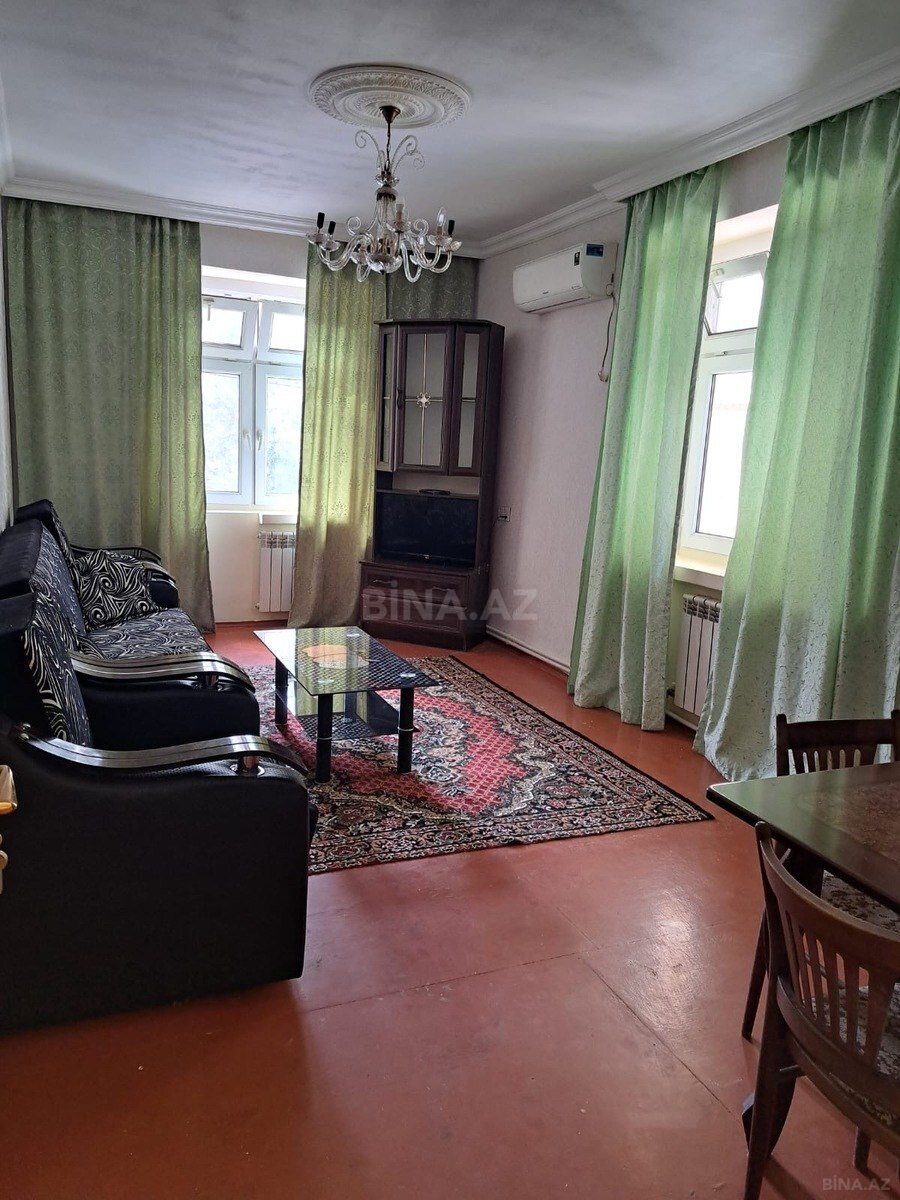 2 otaqlı Köhnə tikili, Həzi Aslanov m., Bakı
