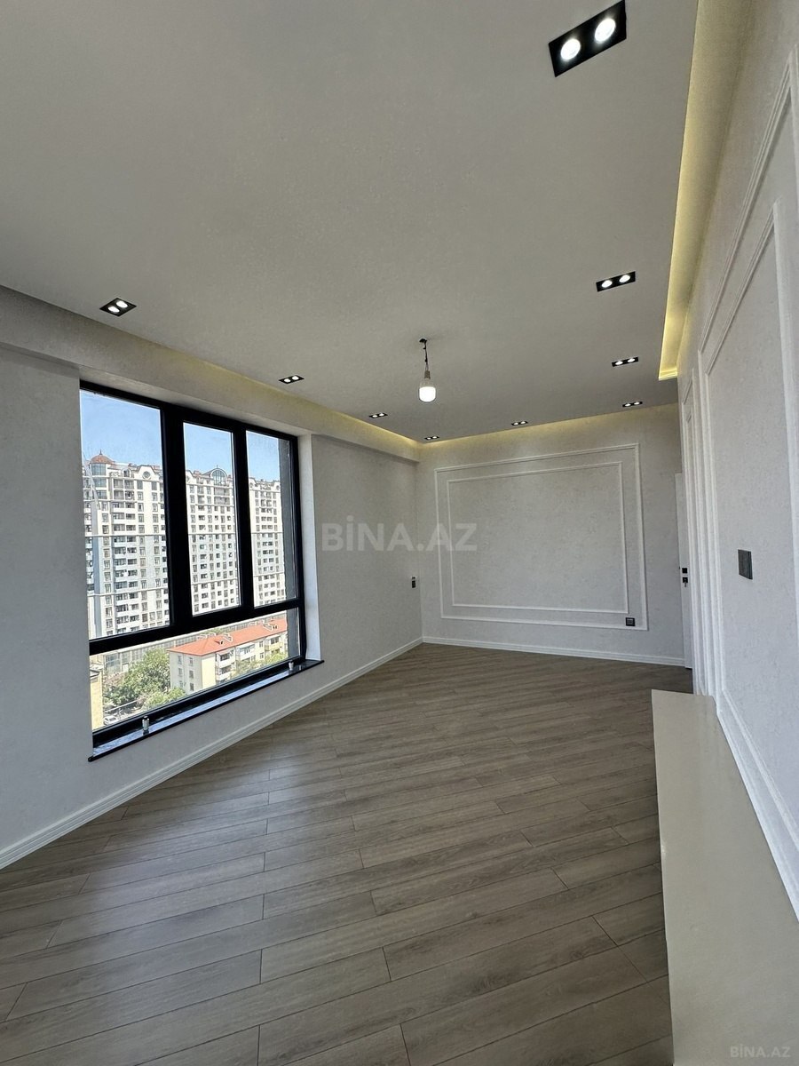 3 otaqlı Yeni tikili, Neftçilər m., Bakı