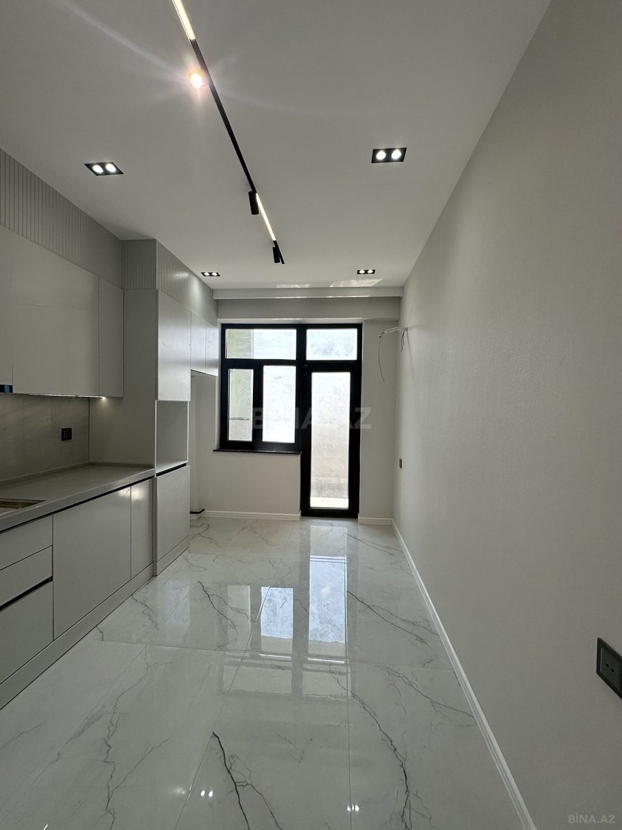 3 otaqlı Yeni tikili, Neftçilər m., Bakı