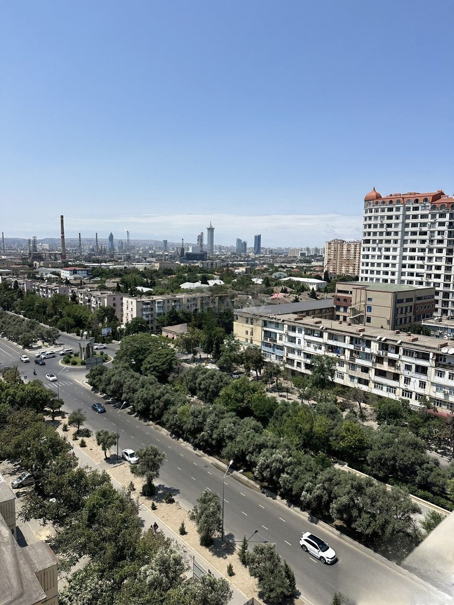 3 otaqlı Yeni tikili, Neftçilər m., Bakı