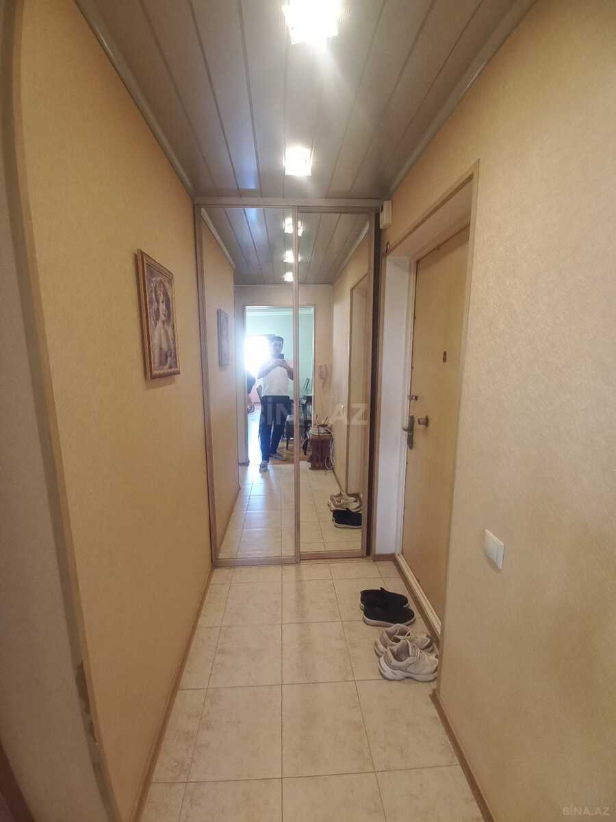 2 otaqlı Köhnə tikili, Elmlər Akademiyası m., Bakı
