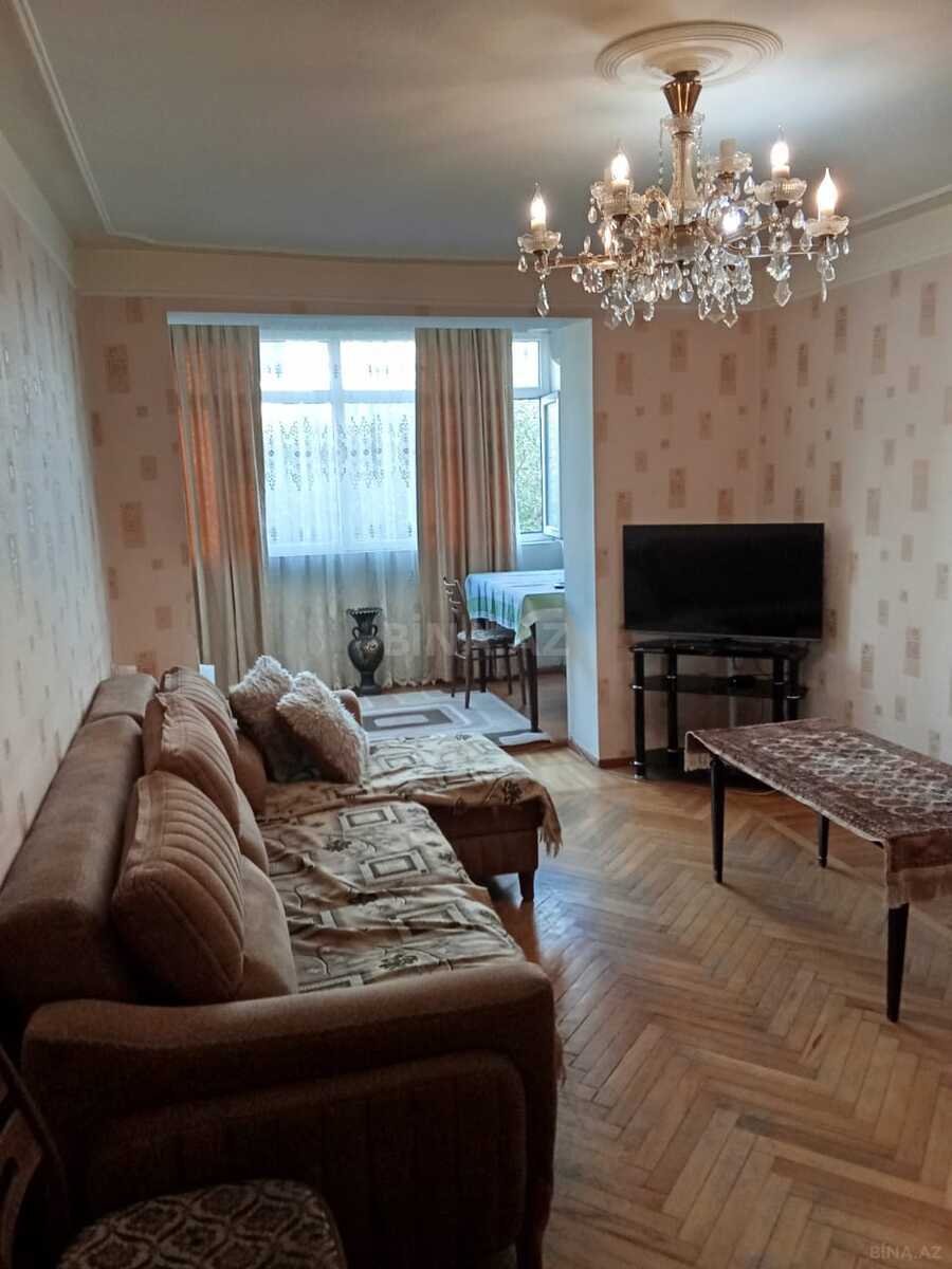 2 otaqlı Köhnə tikili, Elmlər Akademiyası m., Bakı