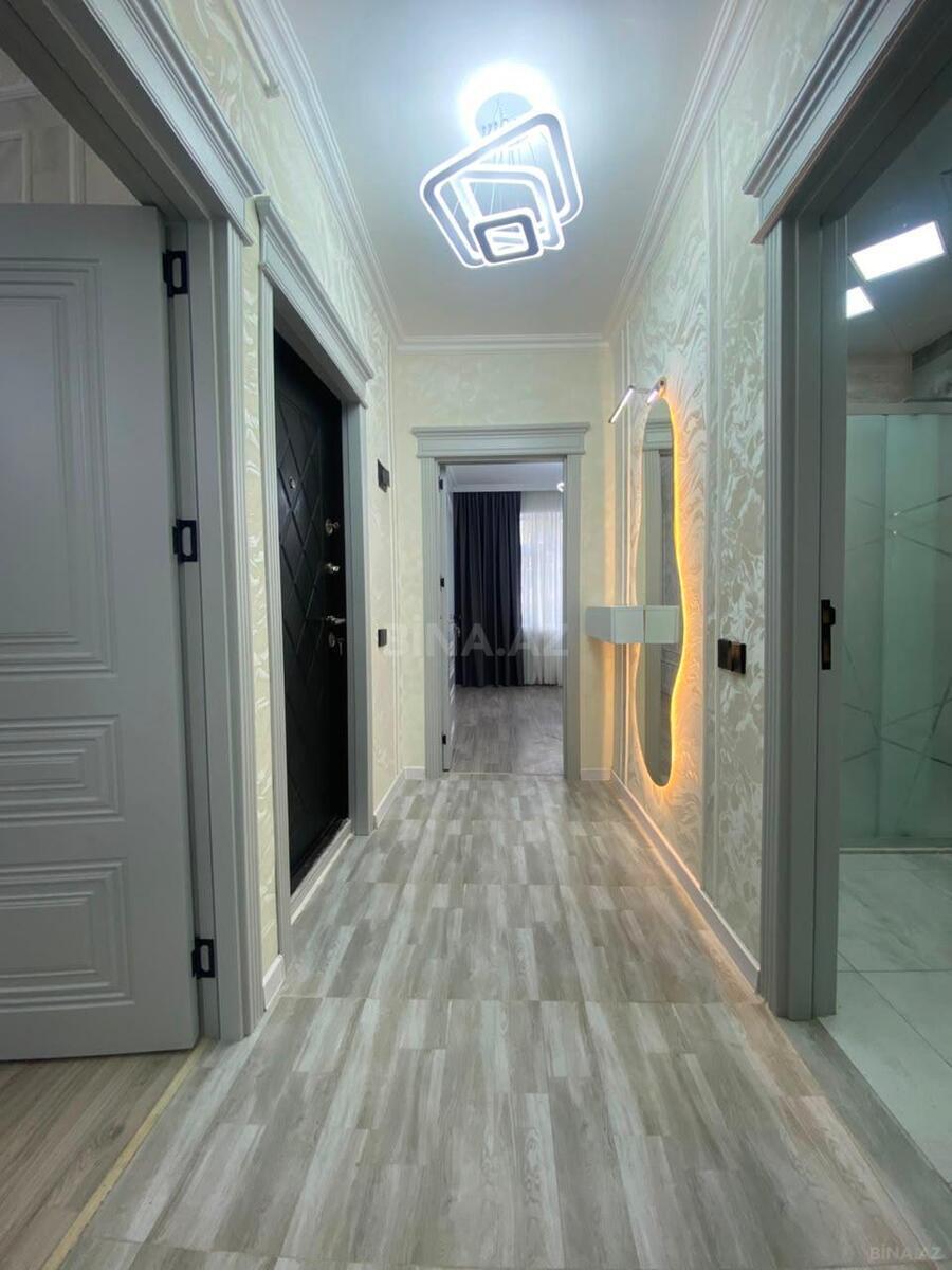 3 otaqlı Köhnə tikili, Xalqlar Dostluğu m., Bakı