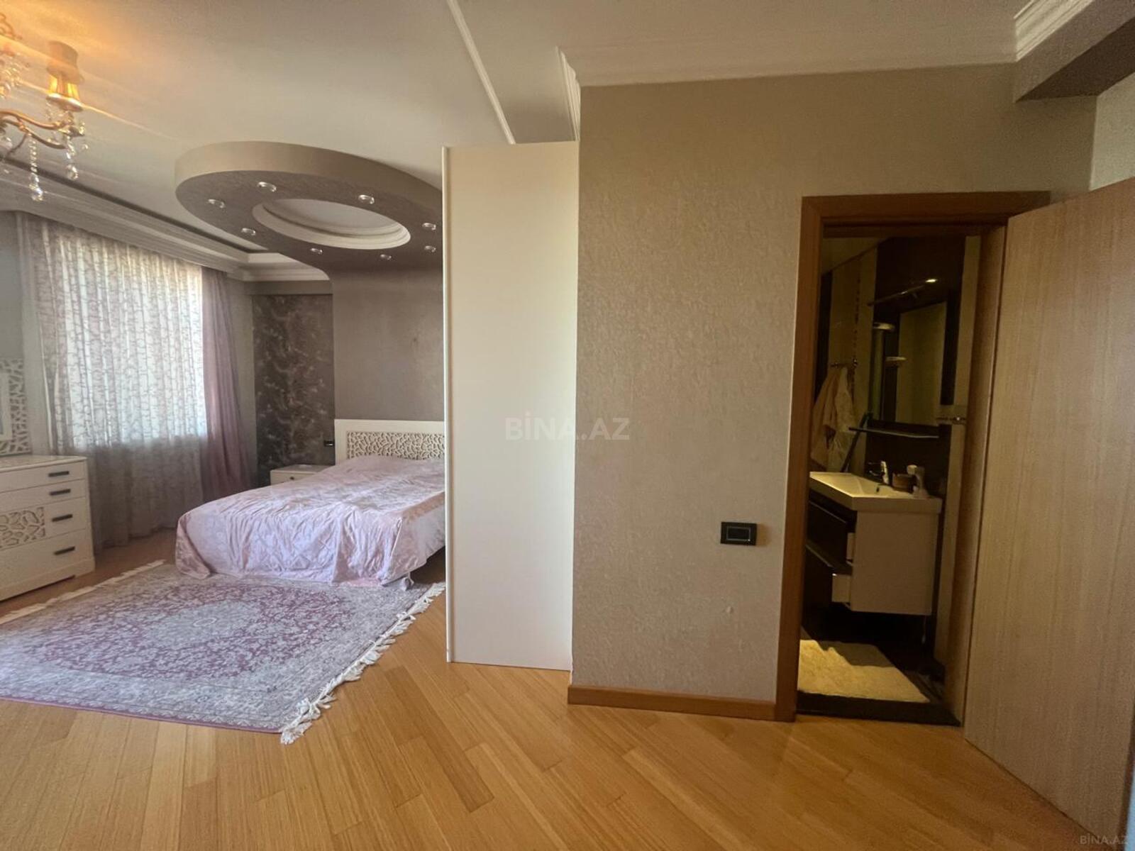 4 otaqlı Yeni tikili, Şah İsmayıl Xətai m., Bakı