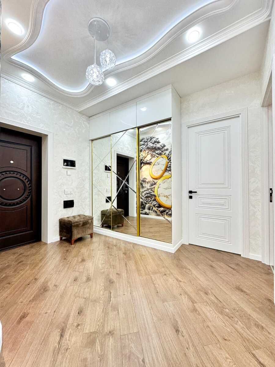 3 otaqlı Yeni tikili, Neftçilər m., Bakı
