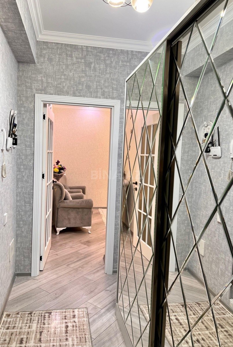 2 otaqlı Köhnə tikili, Əhmədli m., Bakı
