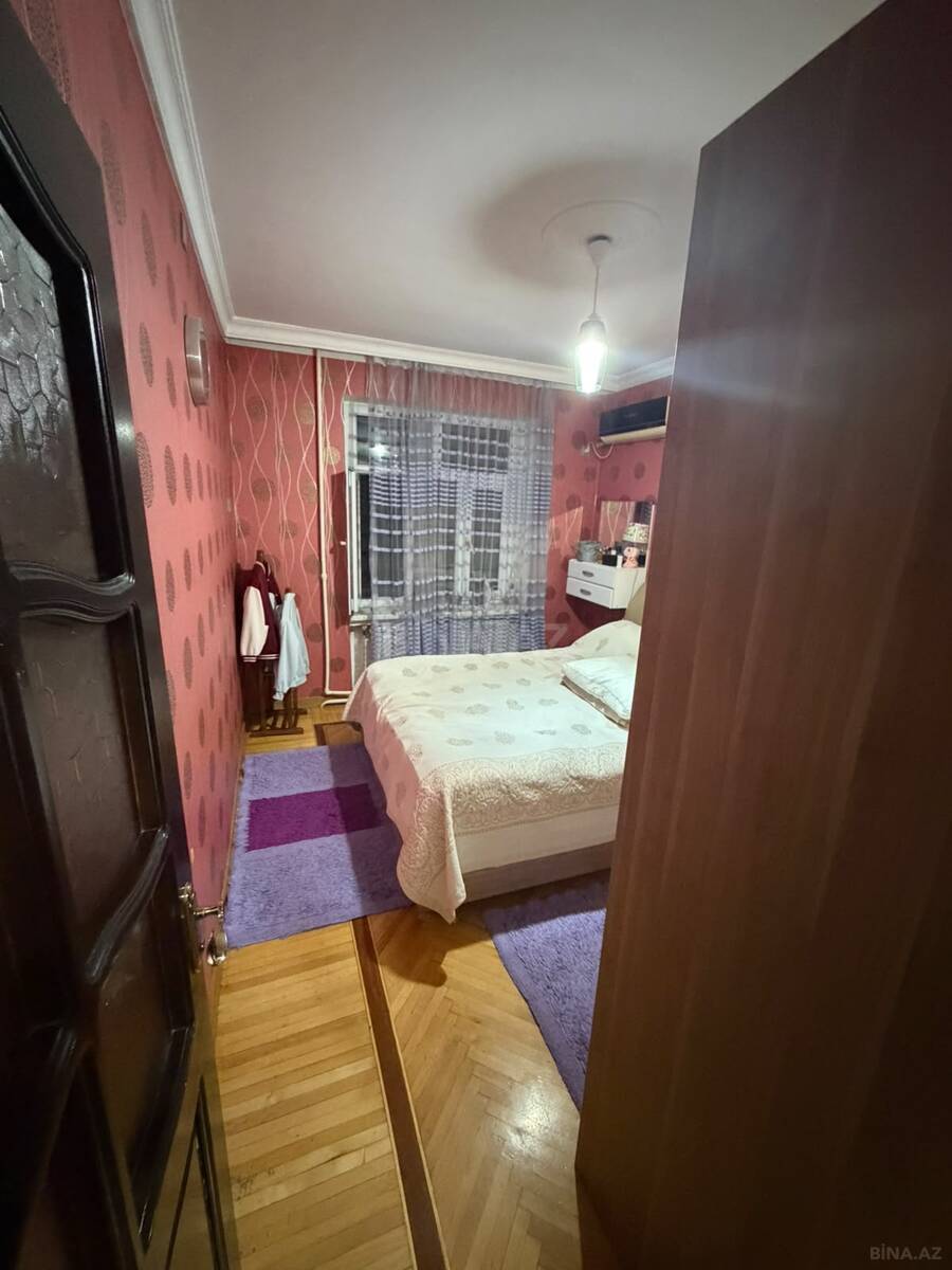 3 otaqlı Köhnə tikili, Xalqlar Dostluğu m., Bakı