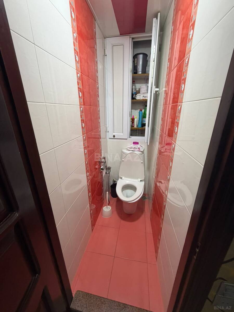 3 otaqlı Köhnə tikili, Xalqlar Dostluğu m., Bakı