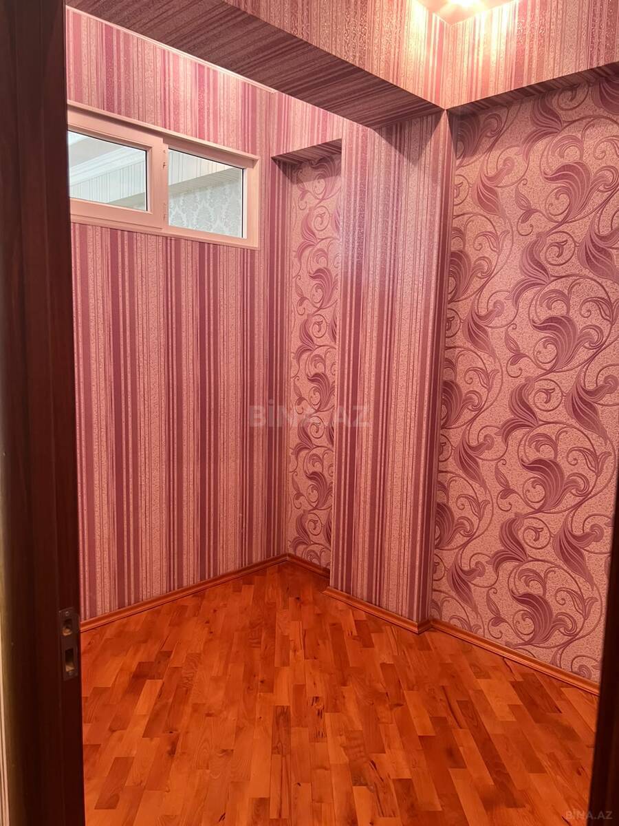 3 otaqlı Yeni tikili, Xırdalan