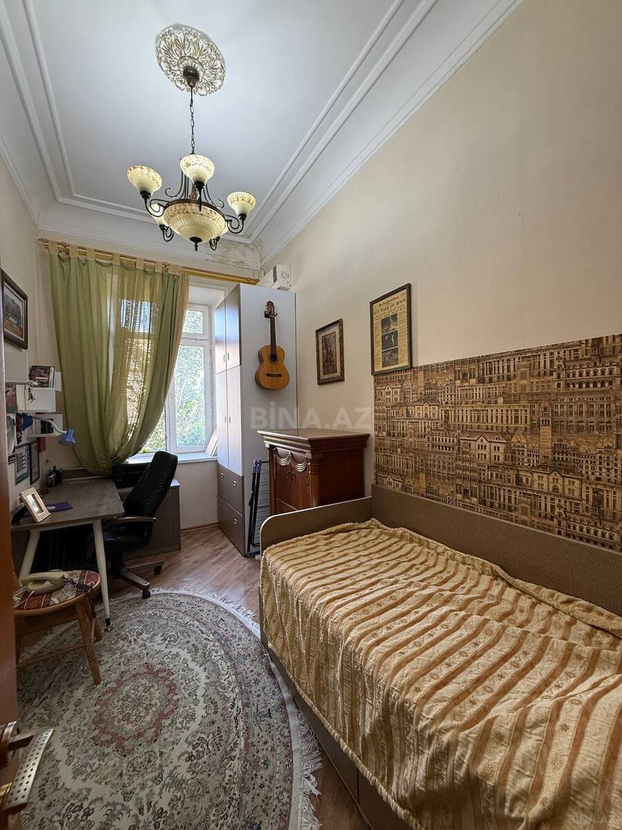3 otaqlı Köhnə tikili, İçəri Şəhər m., Bakı