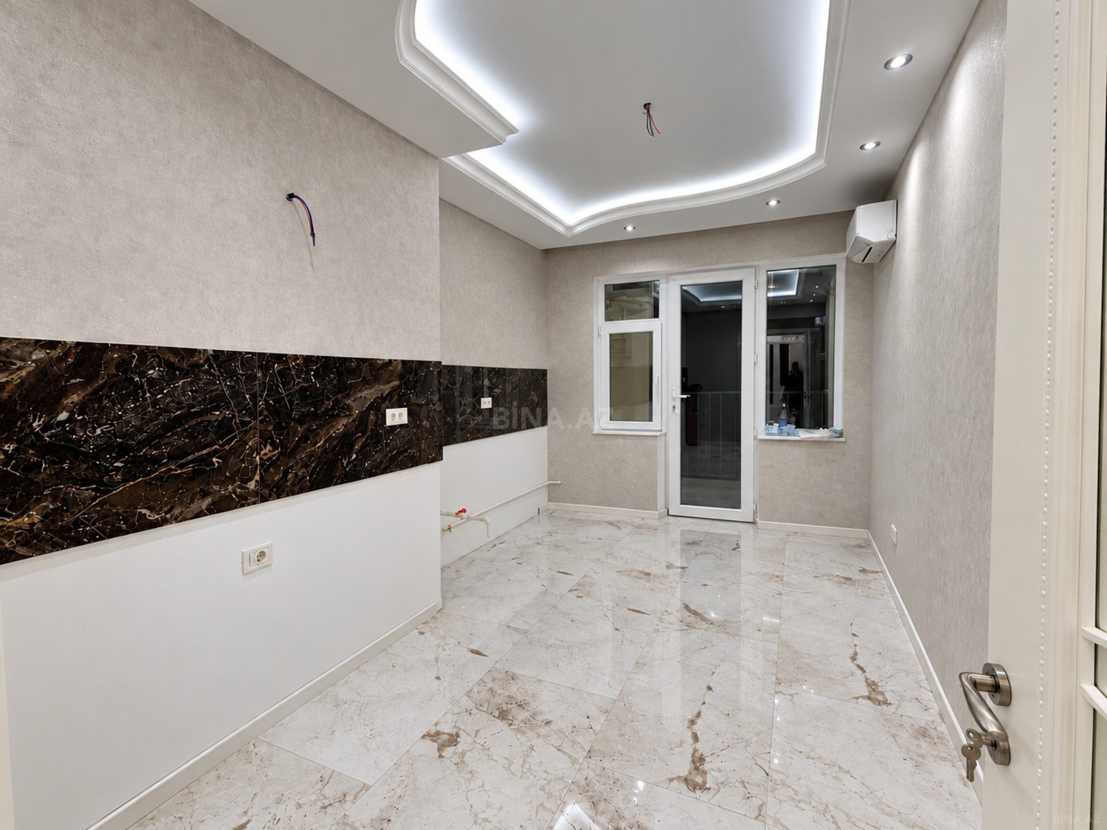 3 otaqlı Yeni tikili, Həzi Aslanov m., Bakı