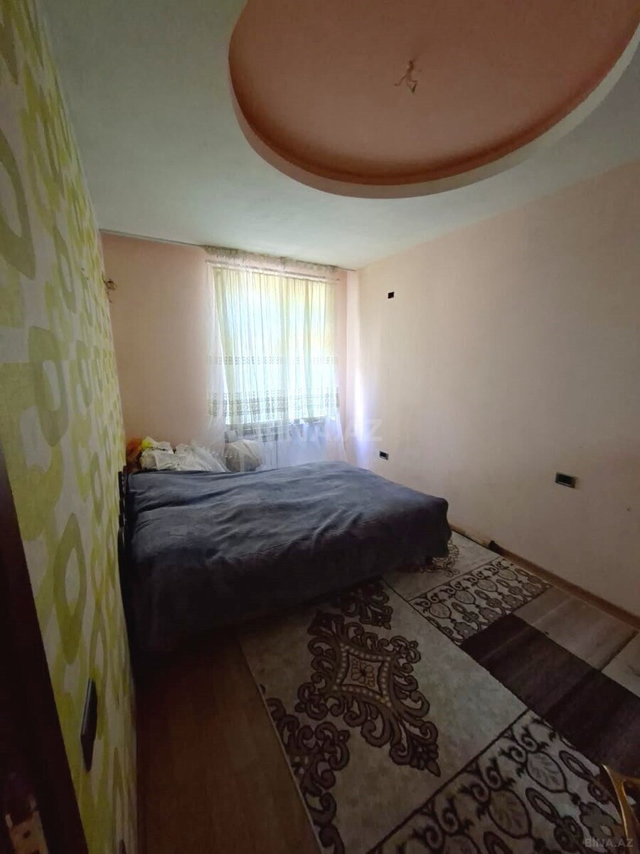 3 otaqlı Köhnə tikili, Elmlər Akademiyası m., Bakı