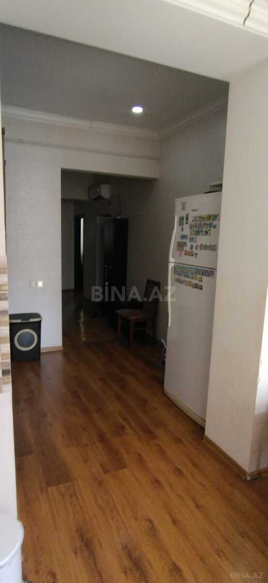 3 otaqlı Köhnə tikili, Nizami m., Bakı