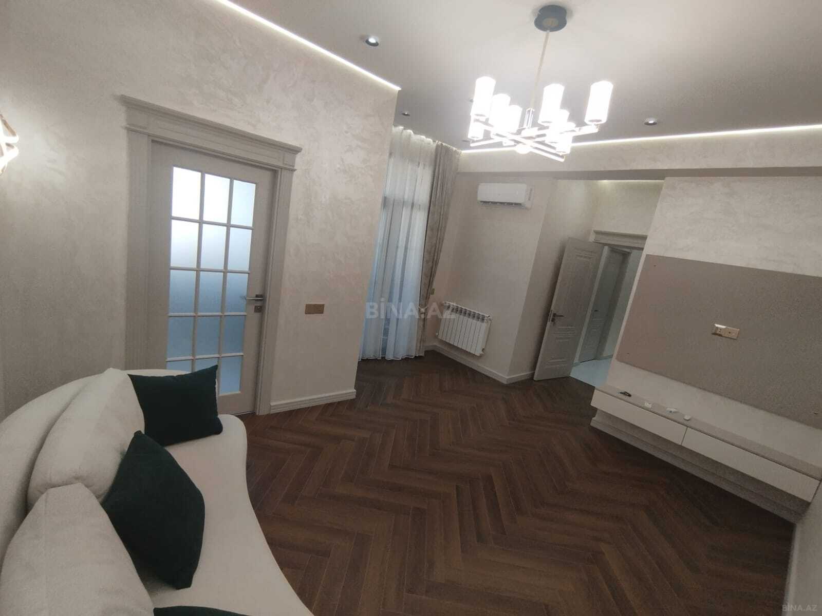 2 otaqlı Yeni tikili, Neftçilər m., Bakı