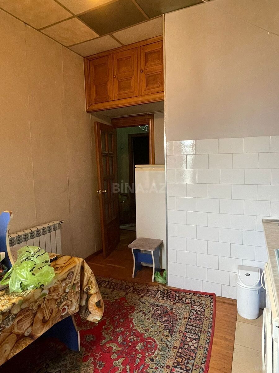 2 otaqlı Köhnə tikili, Nizami m., Bakı