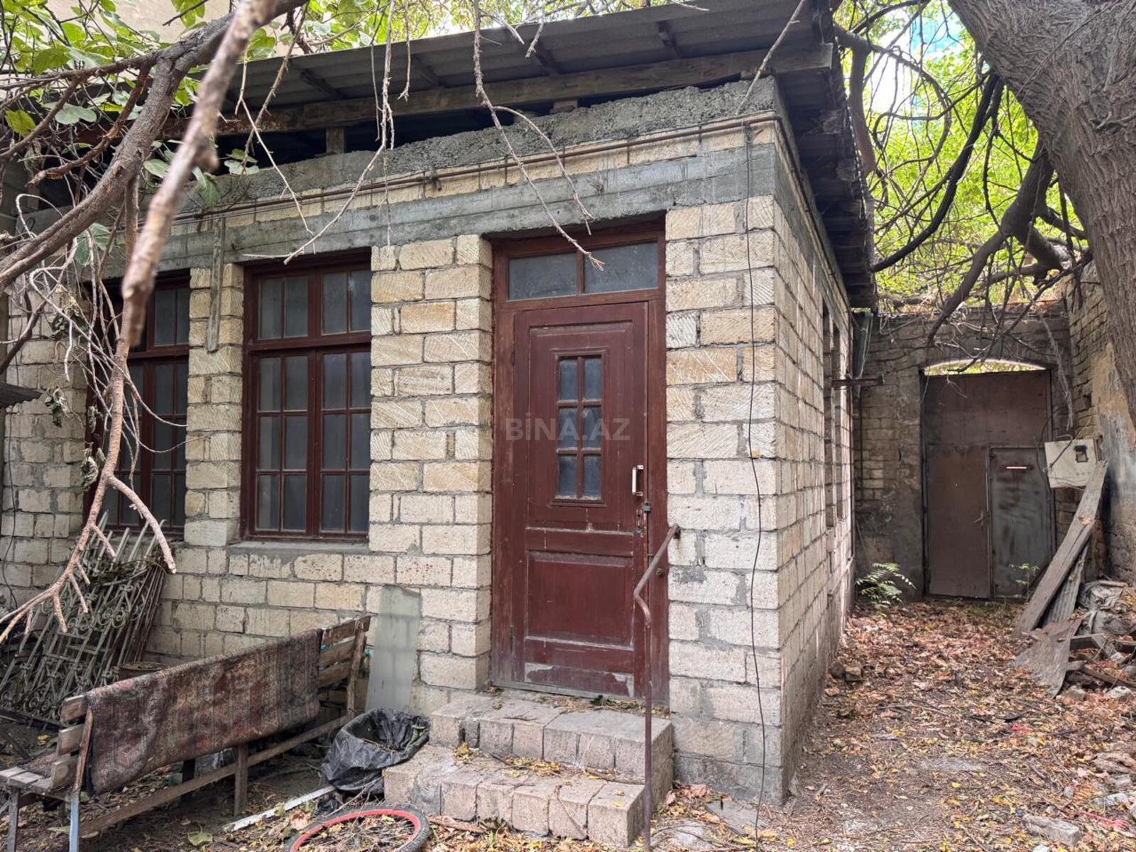 Torpaq Sahil m., Bakı