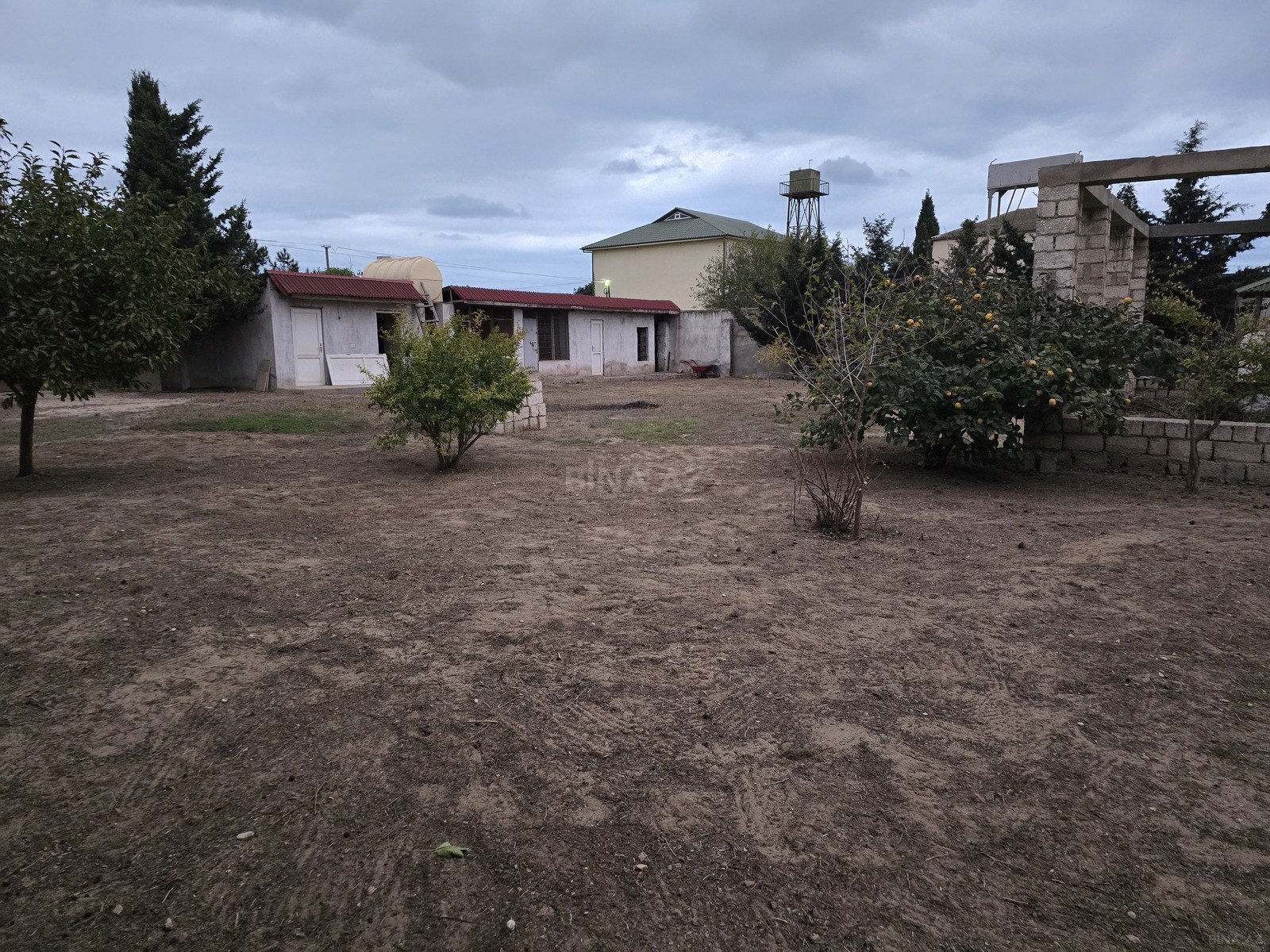 Torpaq Albalılıq q., Bakı
