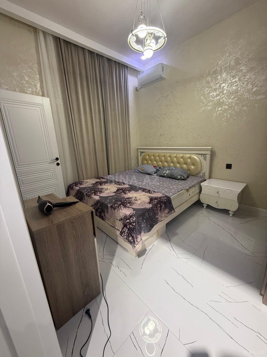 4 otaqlı Həyət evi/Bağ evi, Mərdəkan q., Bakı