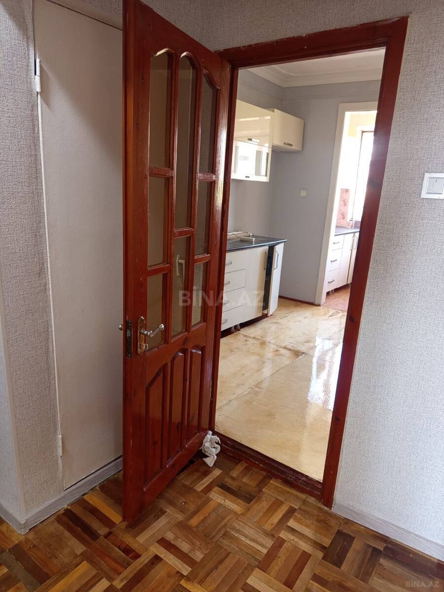 3 otaqlı Köhnə tikili, Həzi Aslanov q., Bakı