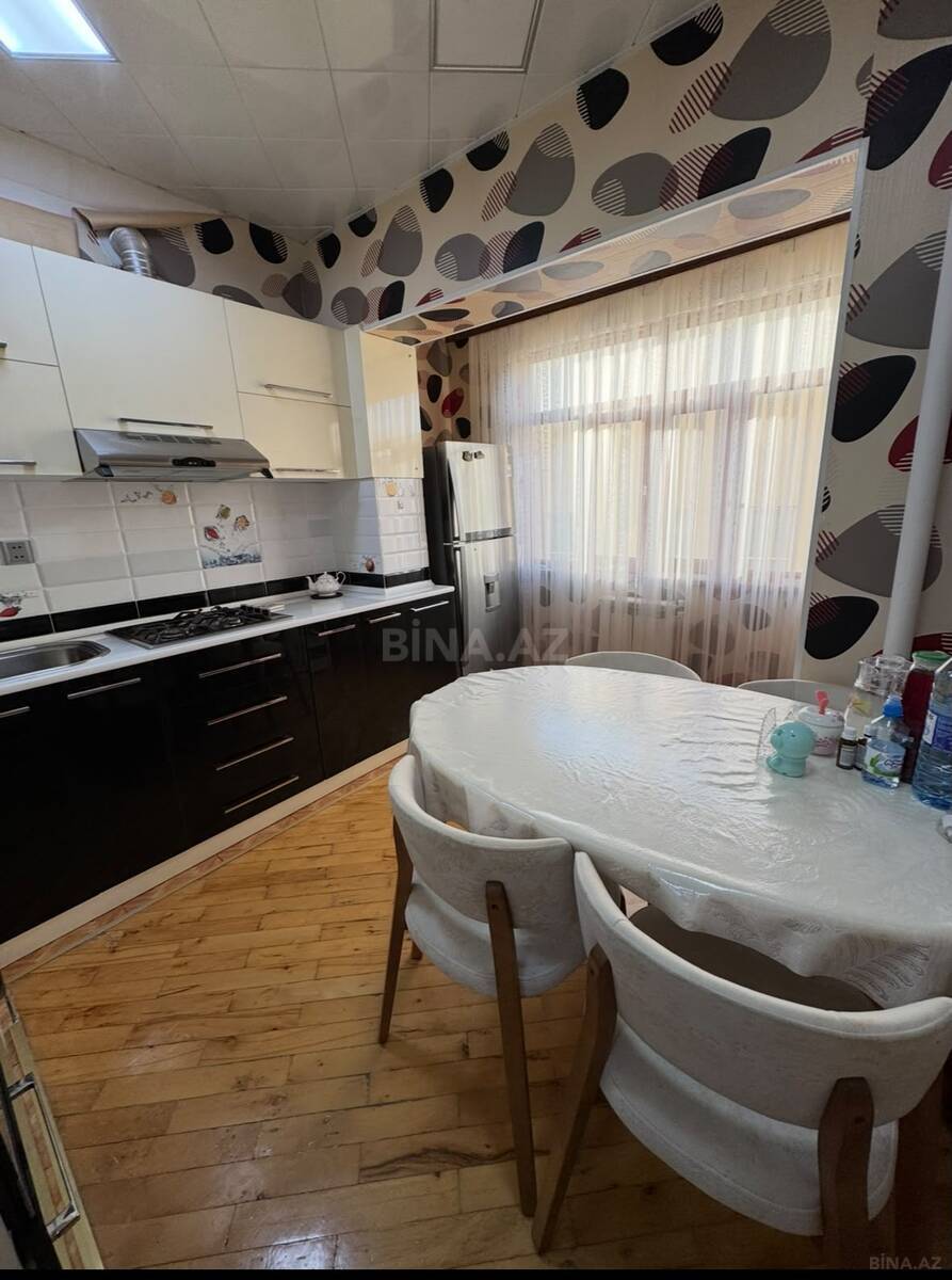 2 otaqlı Köhnə tikili, Xətai r., Bakı