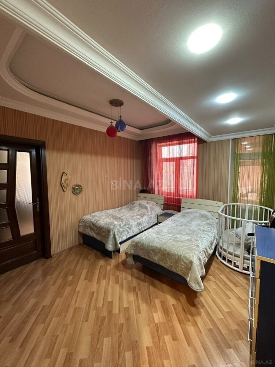 3 otaqlı Yeni tikili, İnşaatçılar m., Bakı