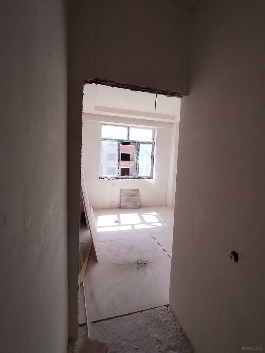 3 otaqlı Yeni tikili, Xırdalan