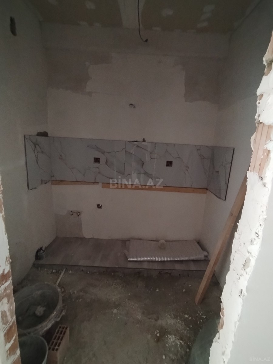3 otaqlı Yeni tikili, Xırdalan