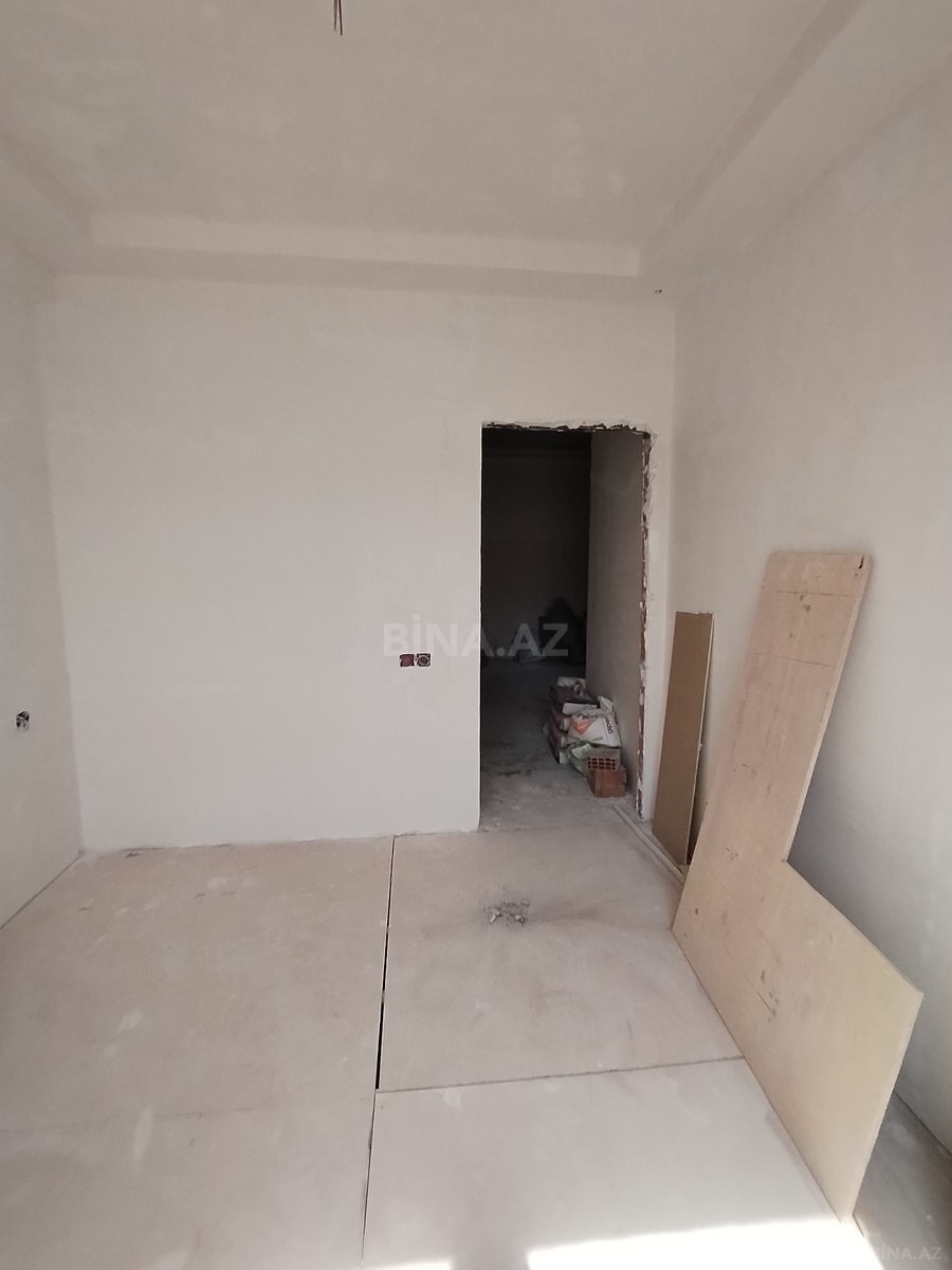3 otaqlı Yeni tikili, Xırdalan