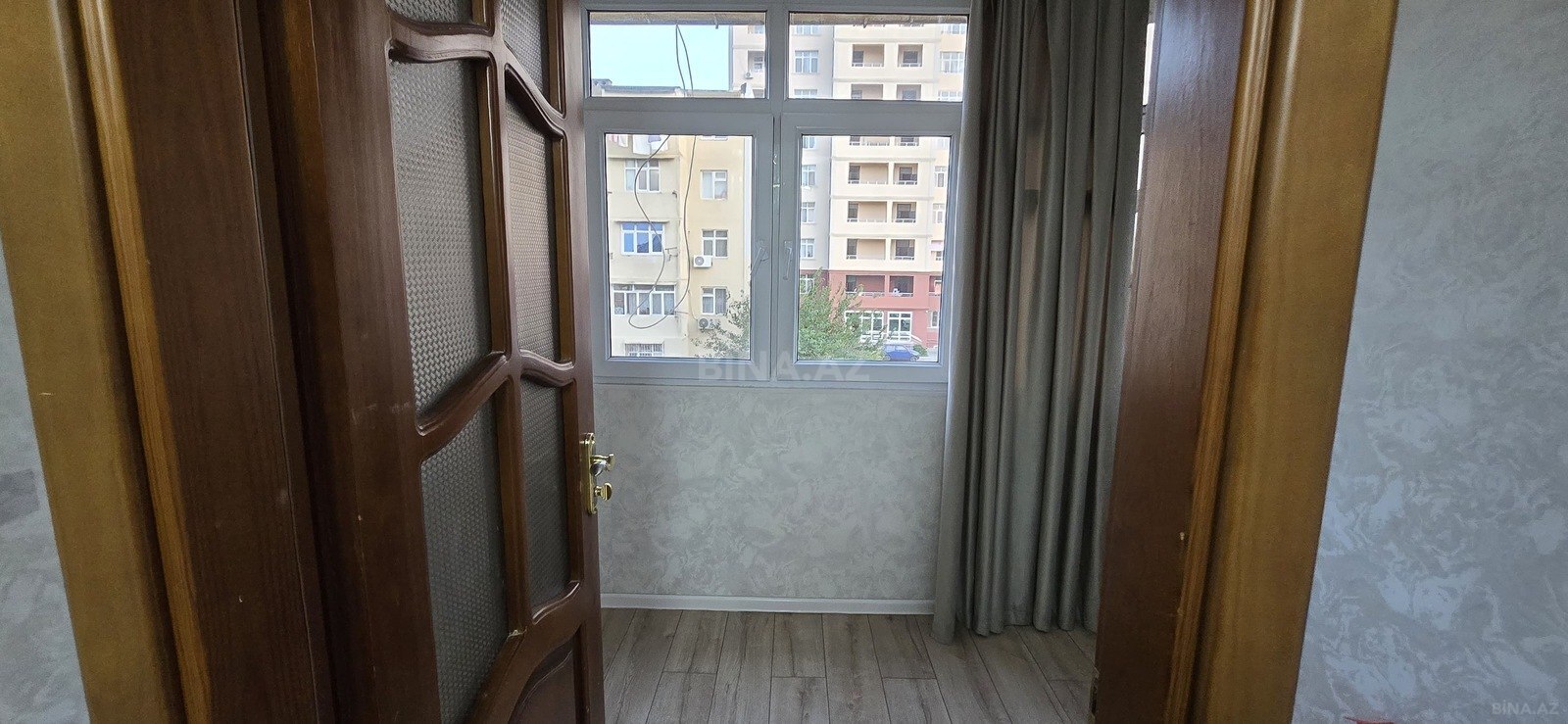 2 otaqlı Köhnə tikili, Neftçilər m., Bakı