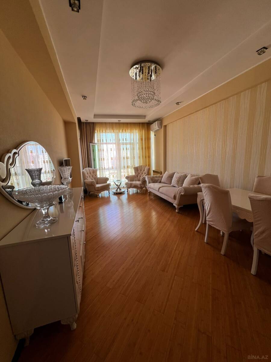 3 otaqlı Yeni tikili, Şah İsmayıl Xətai m., Bakı