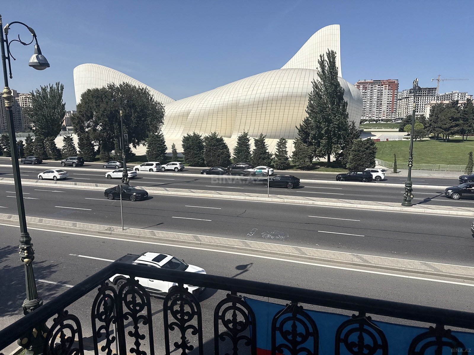 3 otaqlı Köhnə tikili, Nəriman Nərimanov m., Bakı