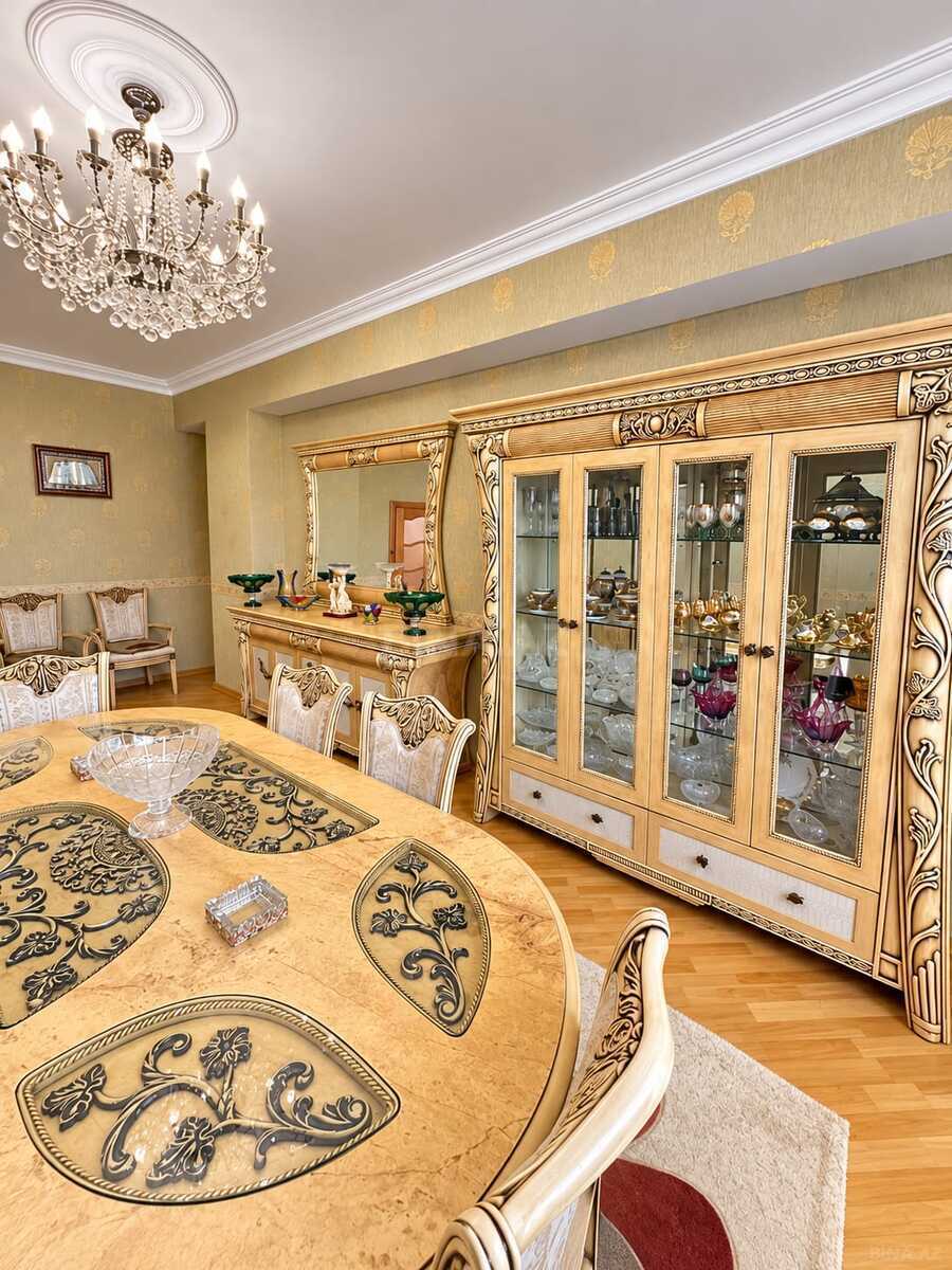 3 otaqlı Yeni tikili, İnşaatçılar m., Bakı