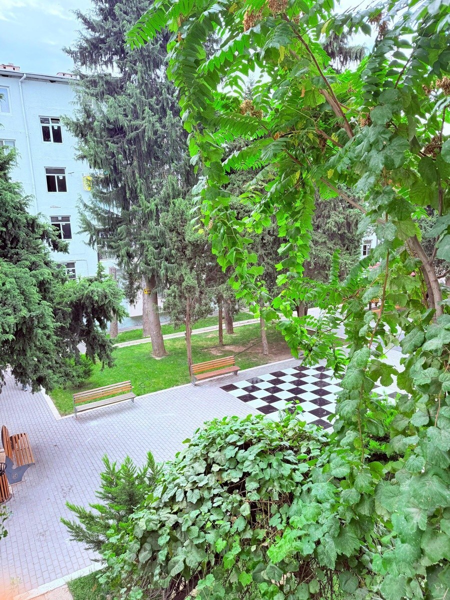 2 otaqlı Köhnə tikili, Memar Əcəmi m., Bakı
