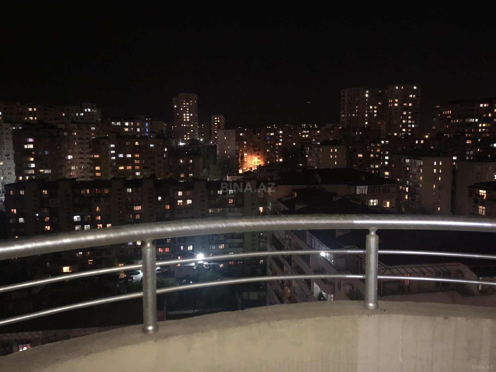 3 otaqlı Yeni tikili, İnşaatçılar m., Bakı